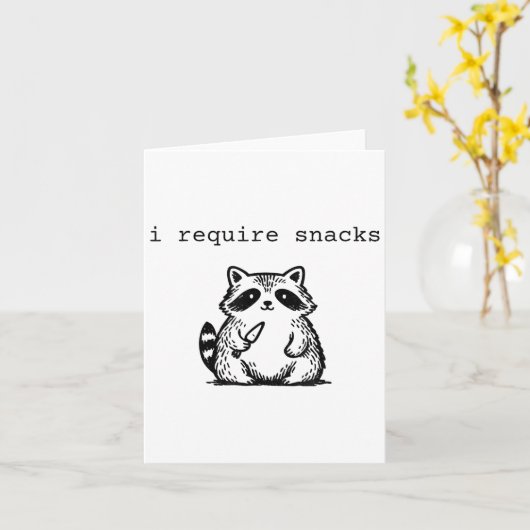 I Need Snacks Raccoon Funny Angry Trash Panda M カード (黄色い花)