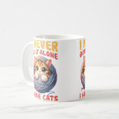 I Never Quilt Alone I Have Cats Quilting Lover コーヒーマグカップ (正面左)