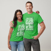 I Only Fearwohings God and My Wife Patriotic Husba Tシャツ (ユニセックス)