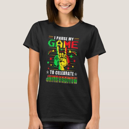 I Paused My Game To Celebrate Juneteenth Black Kid Tシャツ (正面)
