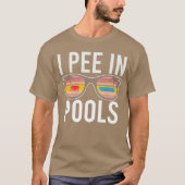 I Pee in Pools family Tシャツ (正面)