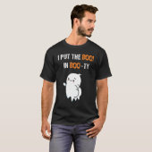 I Put The Boo In Booty Funny Halloween Ghost Tシャツ (正面フル)
