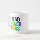 I Read Banned Books Rainbow コーヒーマグカップ (正面左)