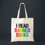I Read Banned Books Rainbow トートバッグ<br><div class="desc">I read banned books. A cool rainbow tote bag for people who like reading LGBTQ novels and other things that have been removed from the school library. A cute liberal gift.</div>