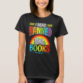 I Read Banned Books Reading Library 5 Tシャツ (正面)
