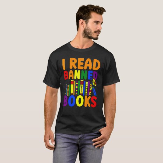I Read Banned Books Reading Library 9 Tシャツ (正面フル)