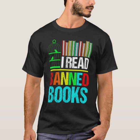 I Read Banned Books Reading Library Tシャツ (正面)