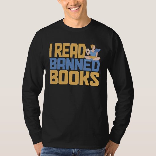 I Read Banned Books Tシャツ (正面)