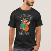 I Read Past My Bedtime Reading Books Dragon   Tシャツ (正面)
