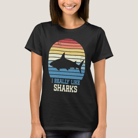 I Really Like Sharks Retro Shark For Kids Men Wome Tシャツ (正面)