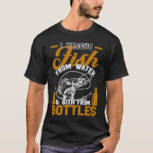 I Rescue Fish From Water & Beer From Bottles Funny Tシャツ (正面)