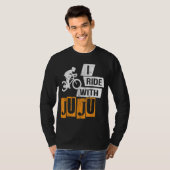 I Ride With Juju Graphic - 動揺しておもしろい Gift Tシャツ (正面フル)