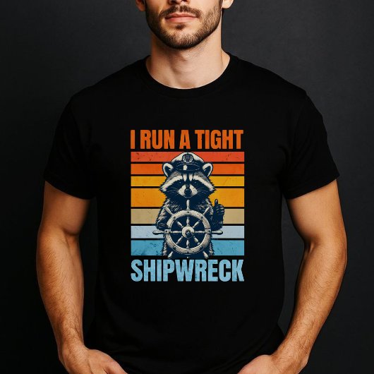 i-run-a-tight-shipwreck tシャツ