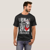 I run on Caffeine & Husky Hair cool dog Tシャツ (正面フル)