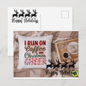 I Run On Coffee And Christmas Cheer ポストカード (正面/裏面)