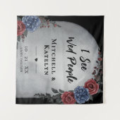 I See Wed People Headstone Floral Gothic Wedding タペストリー (正面(横))