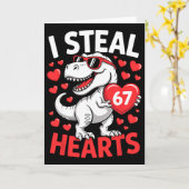I Steal 67 Hearts Funny 67 Valentine Dinosaur Men  カード (黄色い花)