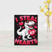 I Steal 67 Hearts Funny 67 Valentine Dinosaur Men  カード (黄色い花)