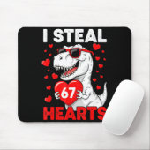 I Steal 67 Hearts Funny 67 Valentine Dinosaur Men  マウスパッド (マウス)