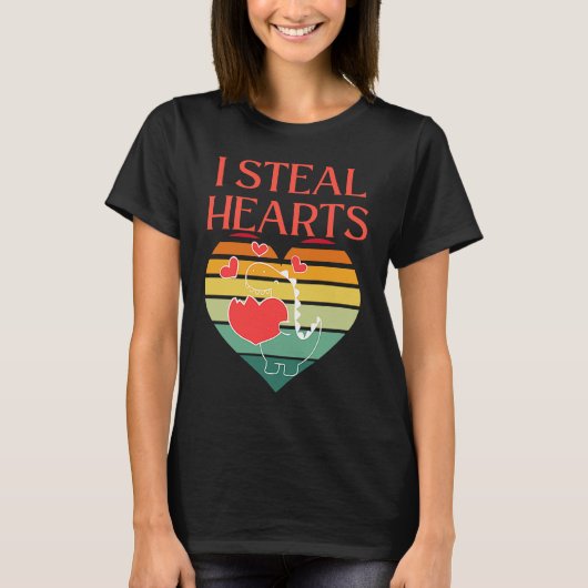 I Steal Hearts Cute Dino Valentines Day Tシャツ (正面)