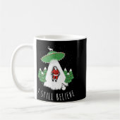 I Still Believe Santa Claus Alien Spaceship Funny コーヒーマグカップ (左)