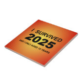 I Survived 2025 タイル (側面)
