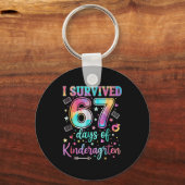 I Survived 67 Days Of Kindergarten Funny Six Seven キーホルダー (正面)