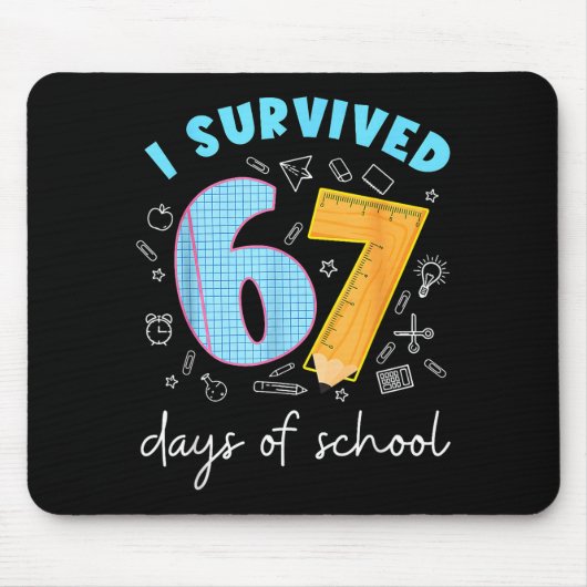 I Survived 67 Days Of School 67 Meme Science Teach マウスパッド (正面)