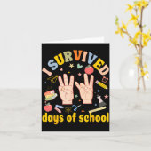 I Survived 67 Days Of School American Sign Languag カード (黄色い花)