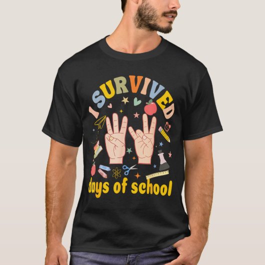 I Survived 67 Days Of School American Sign Languag Tシャツ (正面)