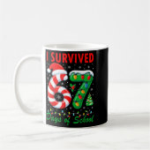 I Survived 67 Days Of School Christmas Candy Cane  コーヒーマグカップ (左)