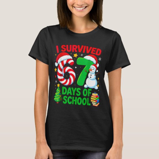 I Survived 67 Days Of School Christmas Candy Cane  Tシャツ (正面)