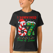 I Survived 67 Days Of School Christmas Candy Cane  Tシャツ (正面)