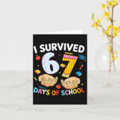 I Survived 67 Days Of School Cool Teacher Design カード (黄色い花)