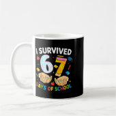 I Survived 67 Days Of School Cool Teacher Design  コーヒーマグカップ (左)