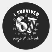 I Survived 67 Days Of School Cool Teacher Design  ラウンドシール (正面)