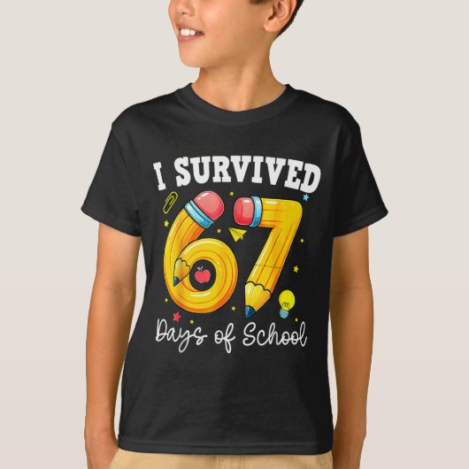 I Survived 67 Days Of School Funny 67 Meme Teacher Tシャツ (正面)