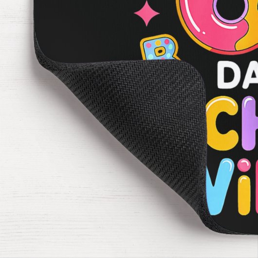 I Survived 67 Days Of School Funny 67 Teachers Stu マウスパッド (コーナー)