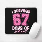 I Survived 67 Days Of School Funny 67 Teachers Stu マウスパッド (マウス)