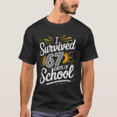 I Survived 67 Days Of School Funny 67 Teachers Stu Tシャツ (正面)