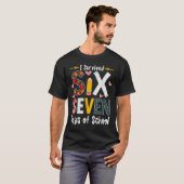 I Survived 67 Days Of School Funny 67 Teachers Stu Tシャツ (正面フル)