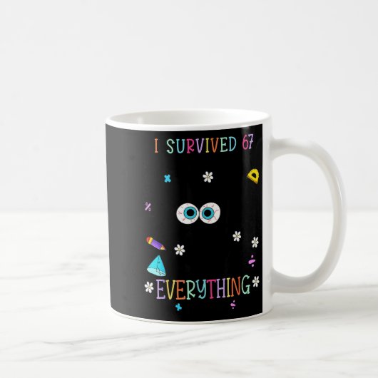 I Survived 67 Days Of School Funny Cat Six Seven M コーヒーマグカップ (右)