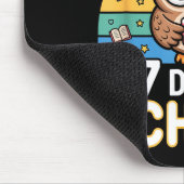 I Survived 67 Days Of School Funny Coffee Owl Scho マウスパッド (コーナー)