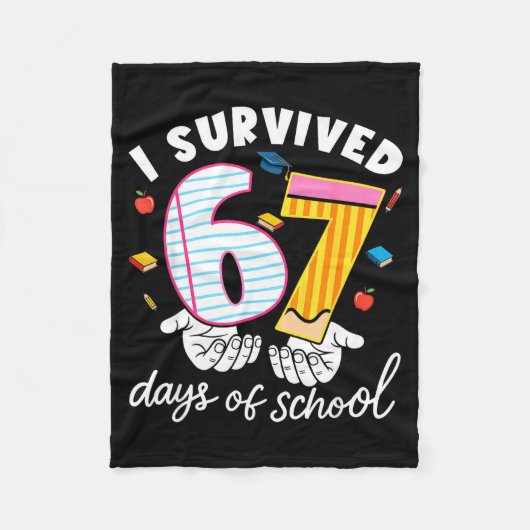I Survived 67 Days Of School Funny Cool Meme Stude フリースブランケット (正面)