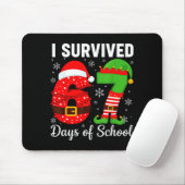 I Survived 67 Days Of School Funny Elf Christmas S マウスパッド (マウス)