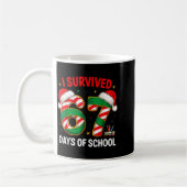 I Survived 67 Days Of School Funny Gen Christmas コーヒーマグカップ (左)