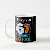 I Survived 67 Days Of School Funny Kids Teacher St コーヒーマグカップ (左)