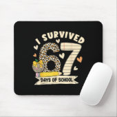 I Survived 67 Days Of School Funny Leopard Student マウスパッド (マウス)