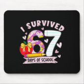 I Survived 67 Days Of School Funny Leopard Student マウスパッド (正面)