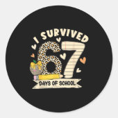 I Survived 67 Days Of School Funny Leopard Student ラウンドシール (正面)